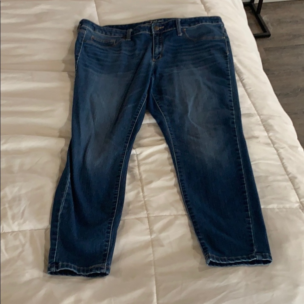 Universal Thread Mid-rise jegging